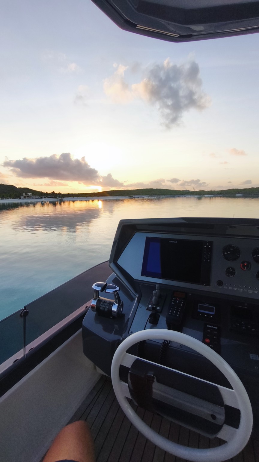 Yacht bridge and helm